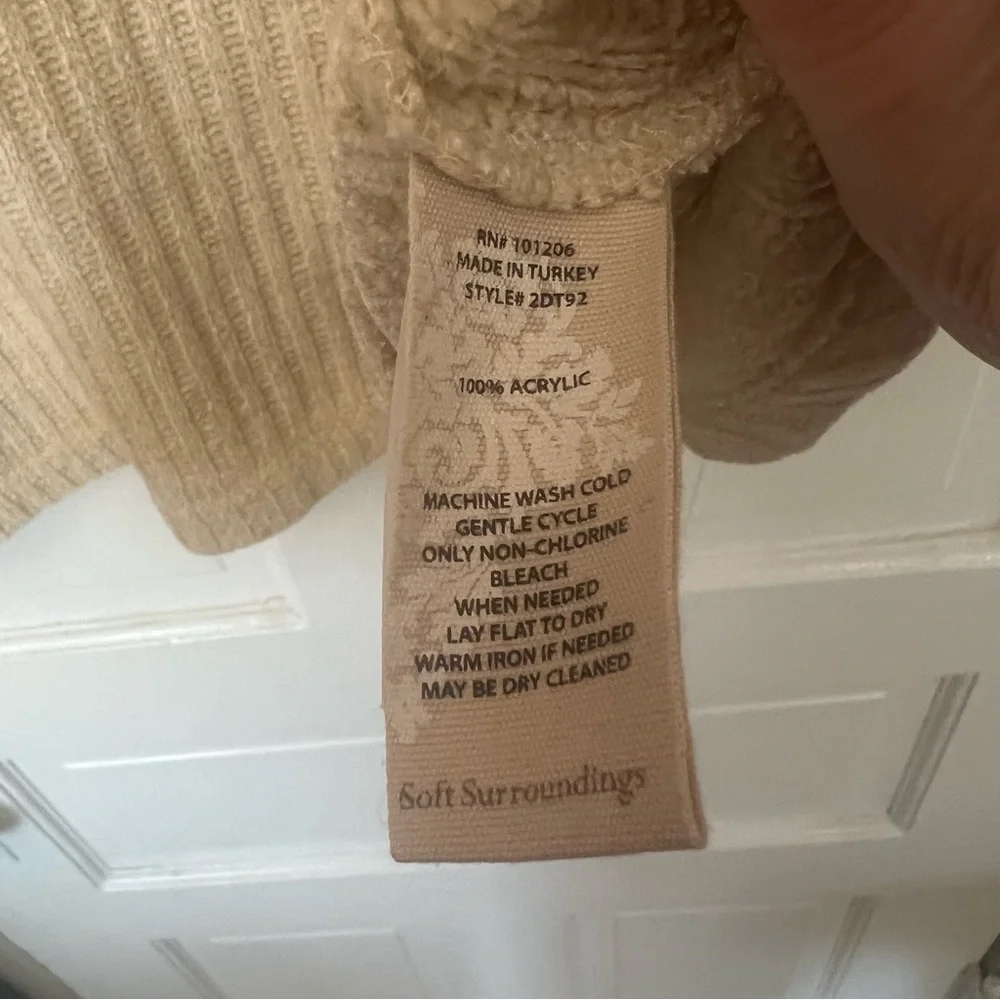 SOFT SURROUNDINGS Cream Hoodie in Size Medium - Picture 6 of 6